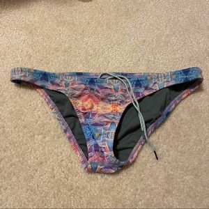 Discontinued Print Jolyn Bali Bottoms
